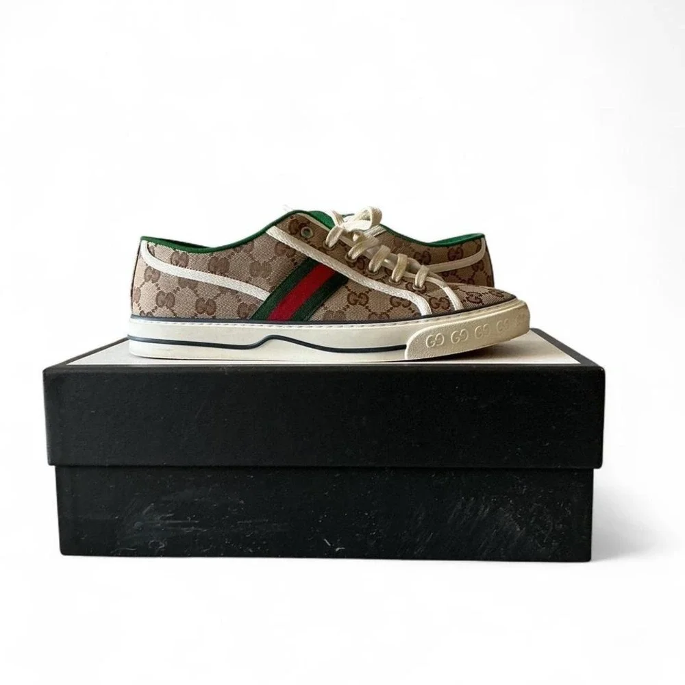 Brown and green Gucci sneakers A bit used‎ %100 authentic SIZE 10